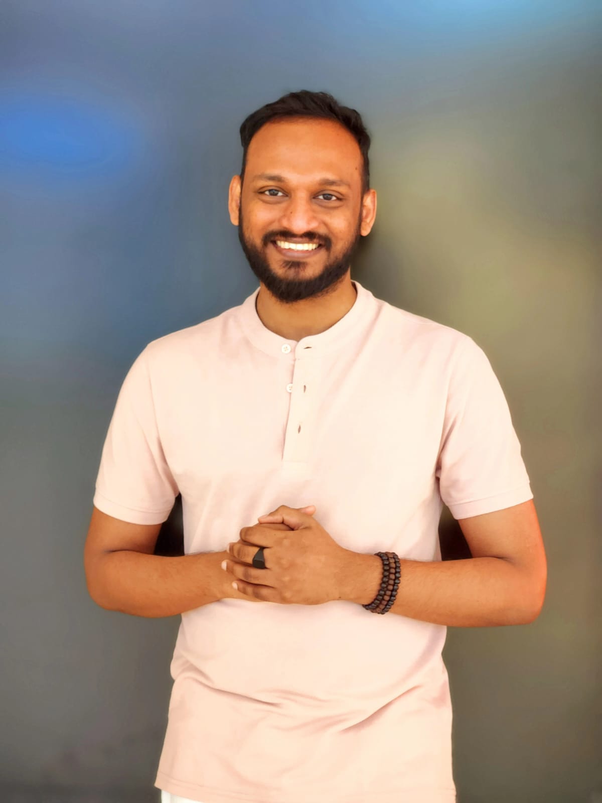 Blogger Image